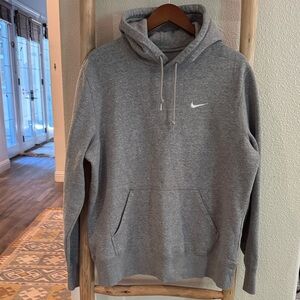 Nike Men's Heather Gray Hoodie sweatshirt L large. EUC white logo unisex